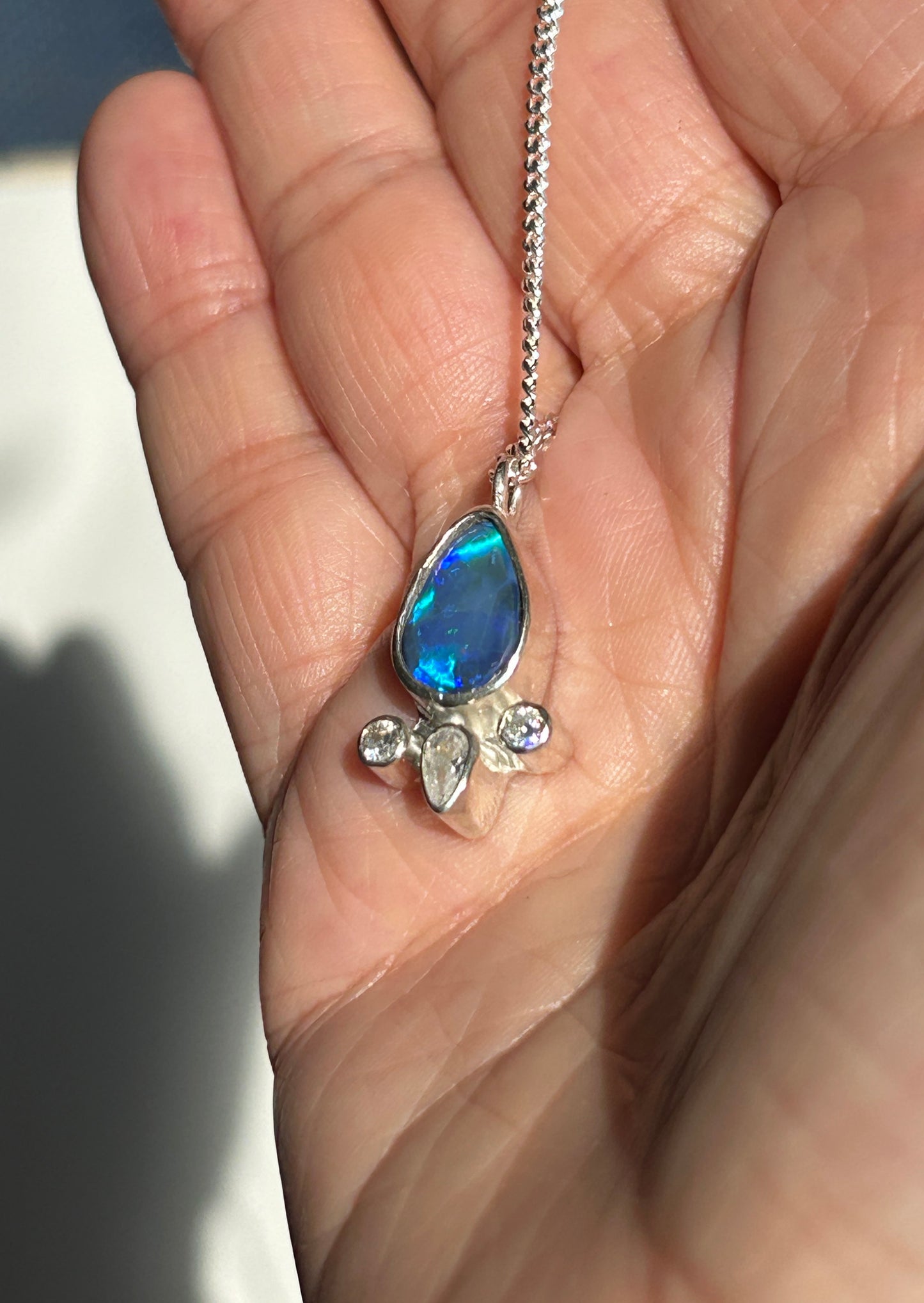 Blue flash pendant