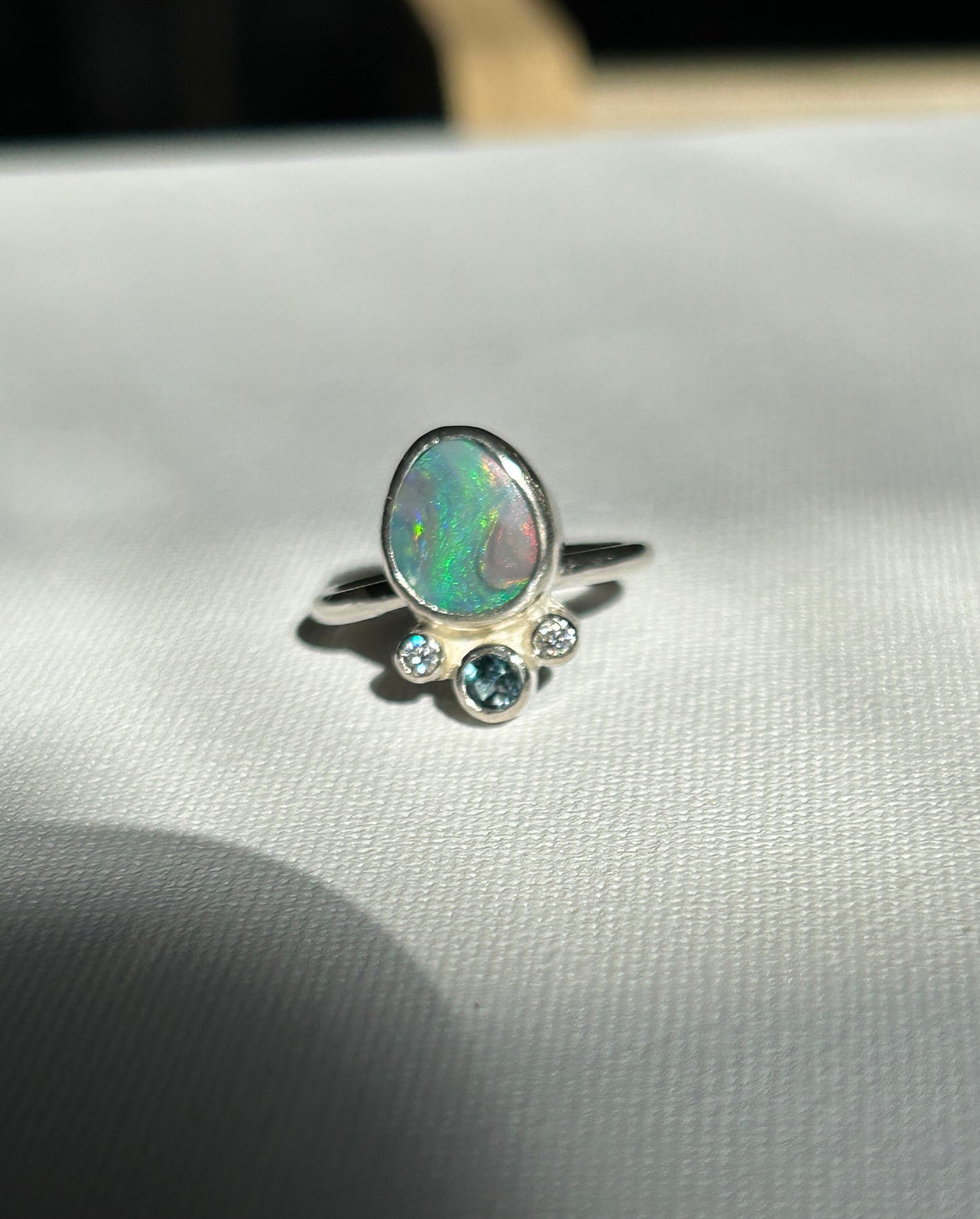 Green/pink opal crown ring
