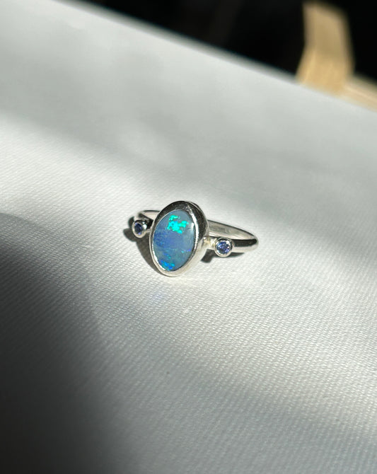 Blue sparkle trilogy Ring