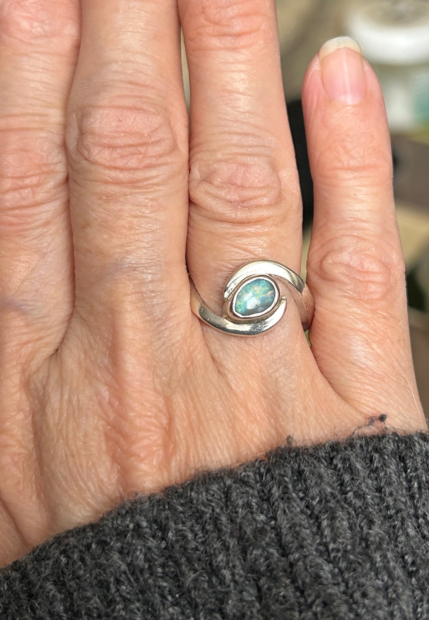 Green swirl ring