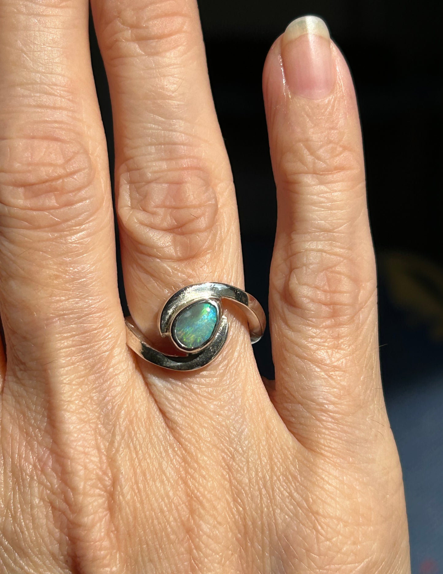 Green swirl ring