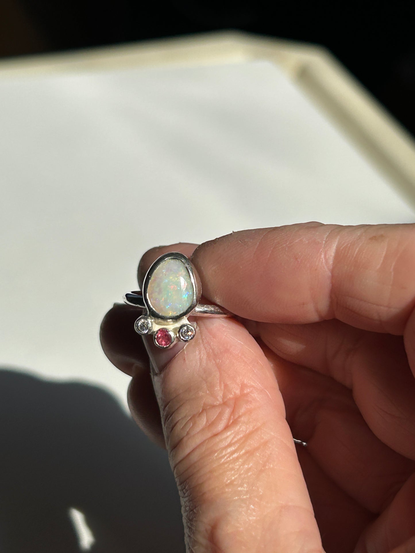 Glitter crown ring