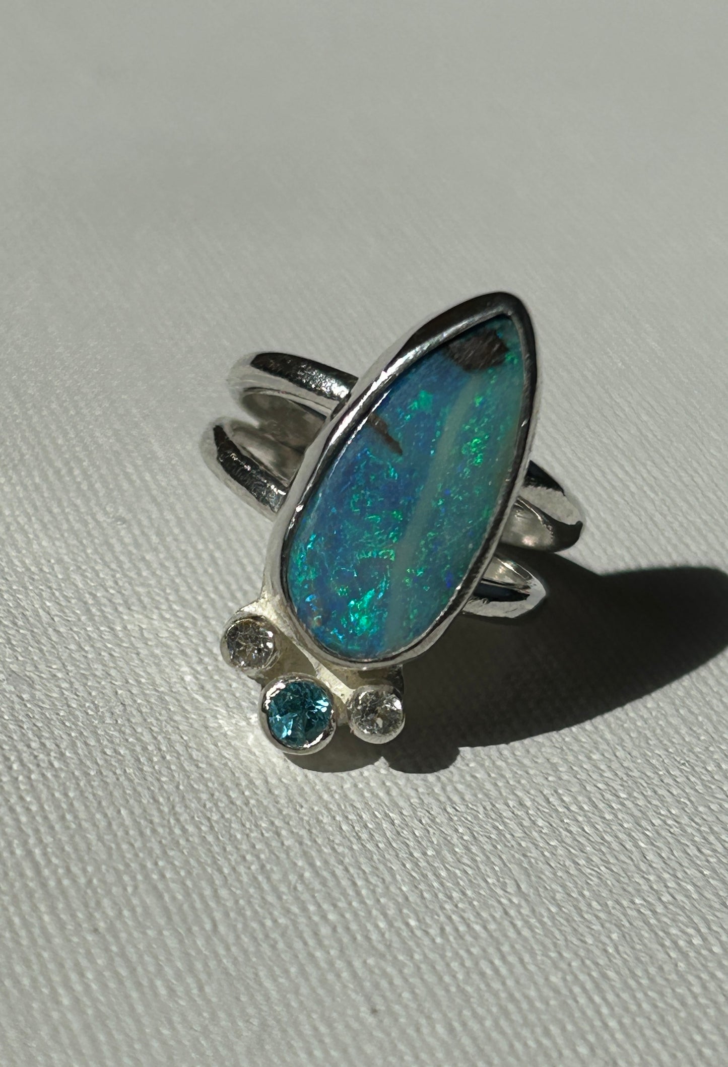 Summer ocean ring