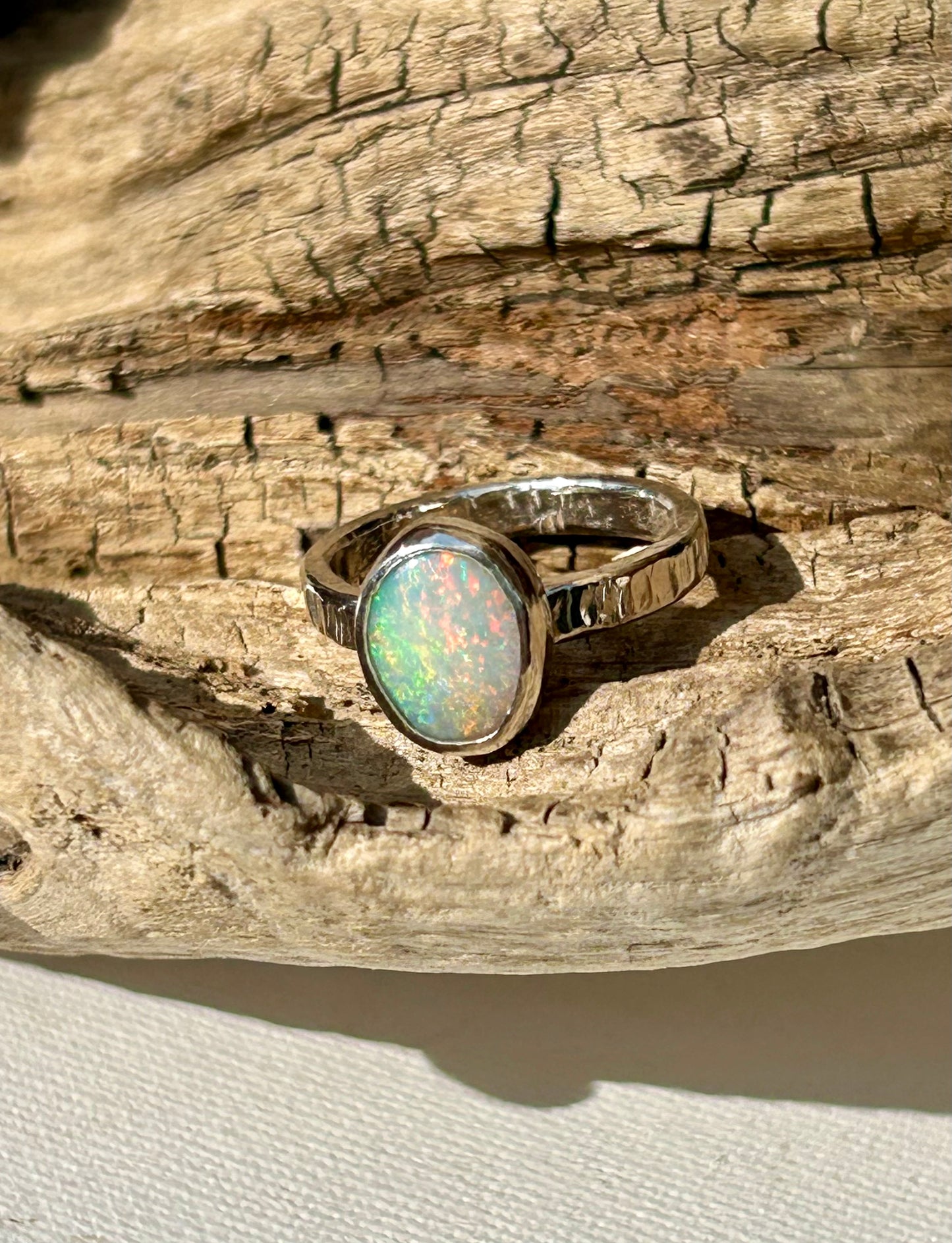 Warm Coober Pedy opal ring